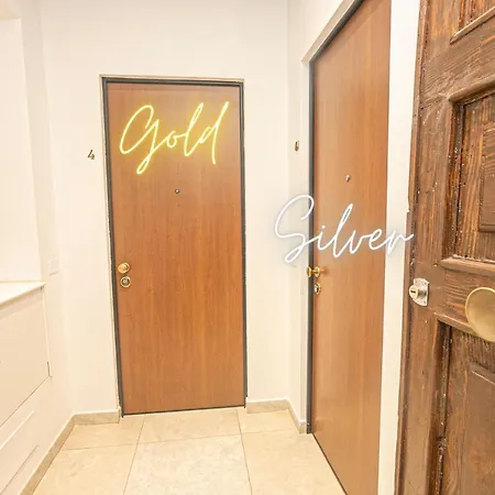Real Italian Estate - Gold E Silver Apartment *