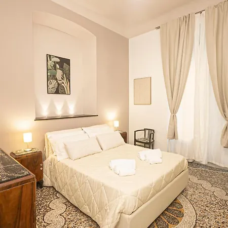 Real Italian Estate - Gold E Silver Apartment