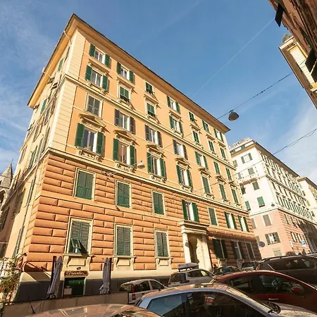 Real Italian Estate - Gold E Silver Apartment